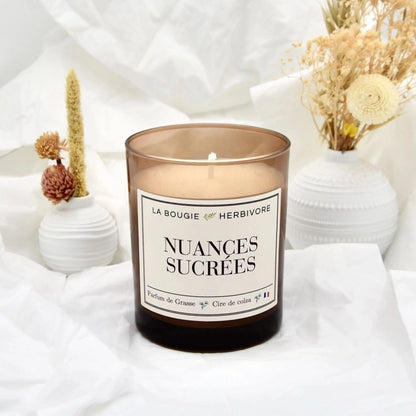 Bougie Parfumée "Nuances Sucrées" Verre Ambré | Cire de Colza | Parfum de Grasse - 180g La Bougie Herbivore Bougies