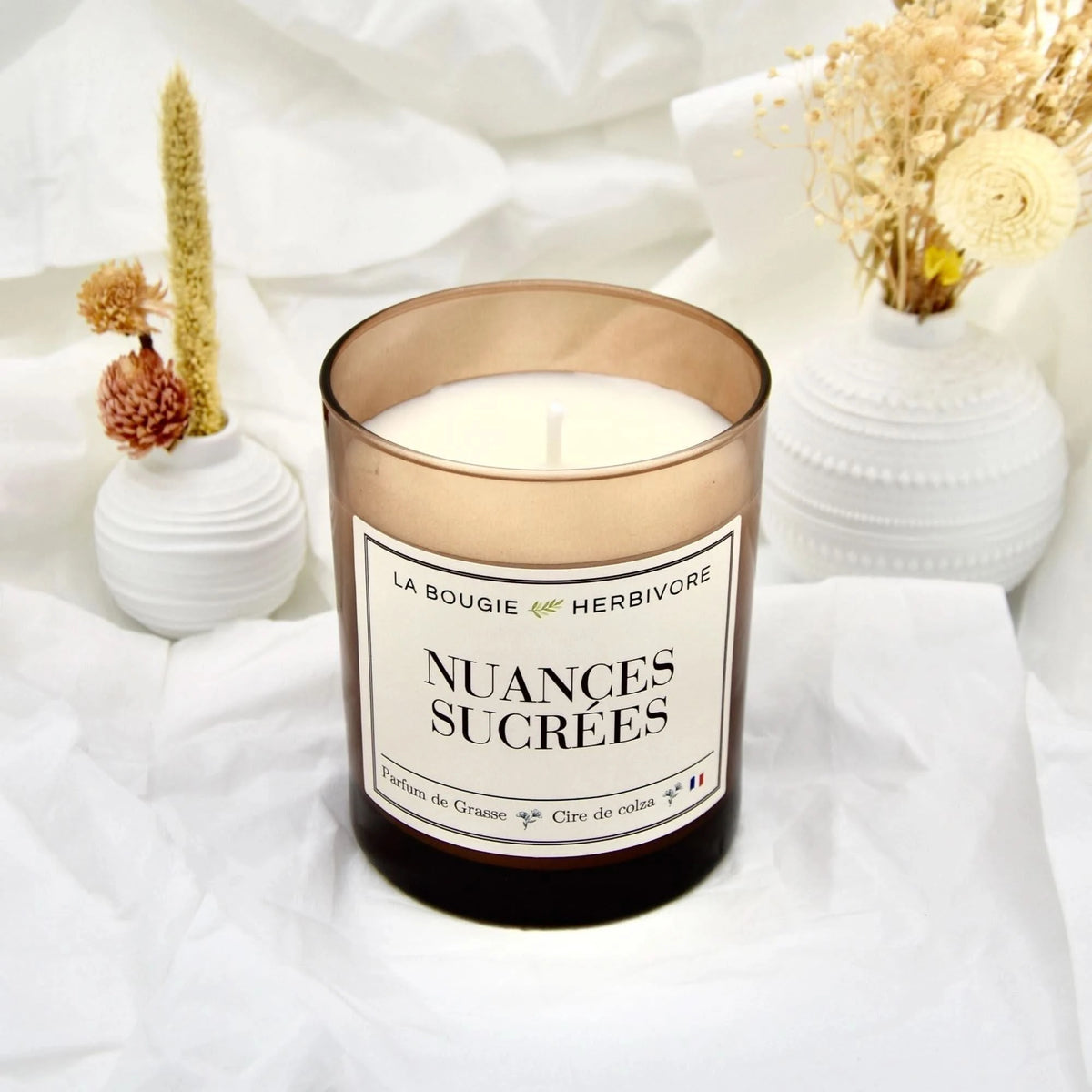 Bougie Parfumée "Nuances Sucrées" Verre Ambré | Cire de Colza | Parfum de Grasse - 180g La Bougie Herbivore Bougies