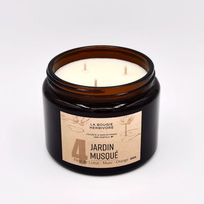 Bougies Parfumées Signature 400g – Choisissez parmi 12 parfums d’exception | La Bougie Herbivore - La Bougie Herbivore  BOUGIE-400G-N01 45.00 EUR