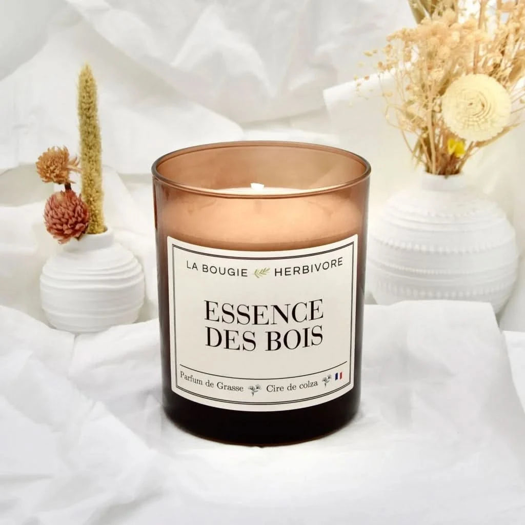 Bougie Parfumée Essence des bois Verre Ambré | Cire de Colza | Parfum de Grasse - 180g - La Bougie Herbivore