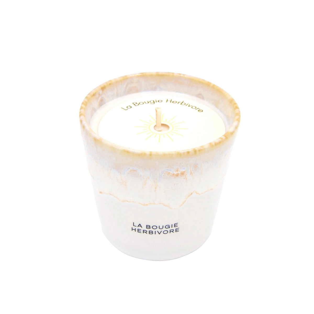 Bougie parfumée lys blanc de La Bougie Herbivore dans un pot élégant avec couvercle en bois