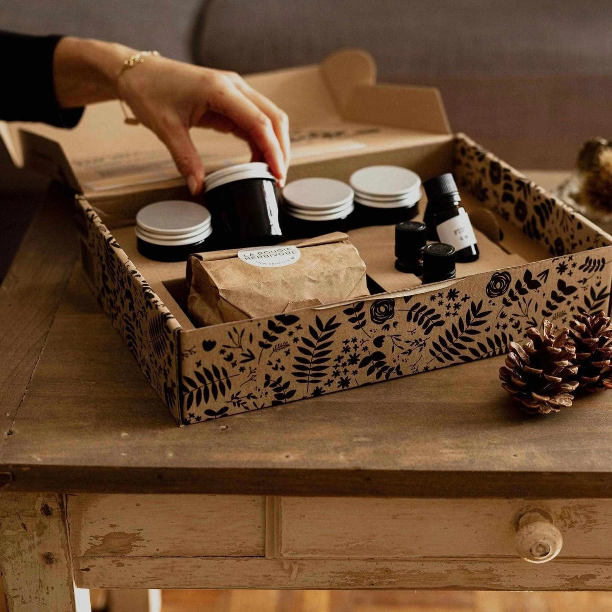 Kit fabrication bougie DIY de La Bougie Herbivore avec ingrédients et accessoires pour créer vos propres bougies