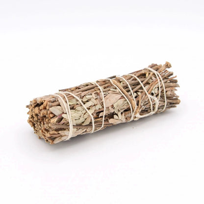 Sauge royale artisanale de La Bougie Herbivore, parfaite pour la purification et la méditation.